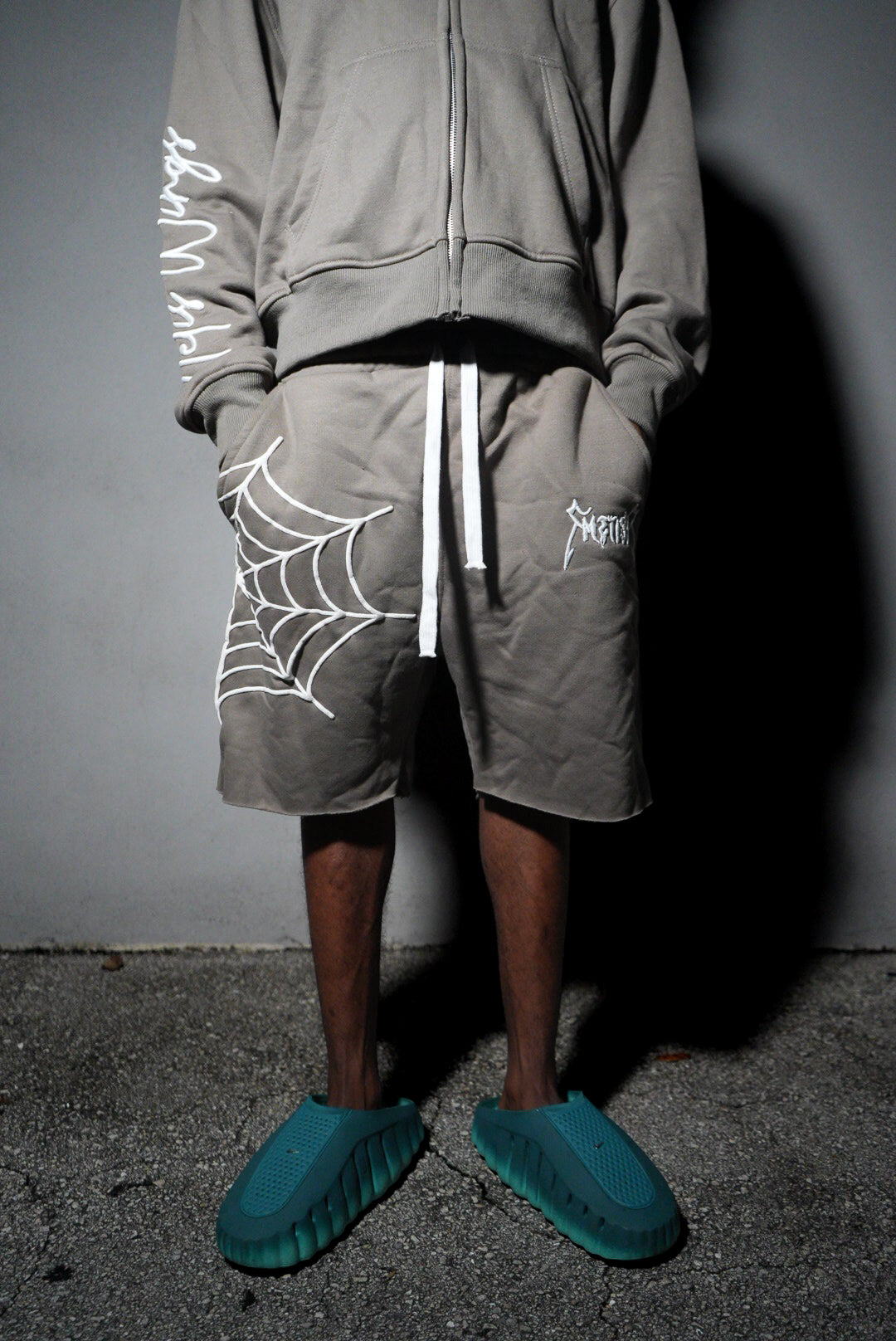 SUNFADE SHORTS [GREY]